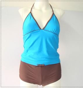 Womens' contrast-color tankini set